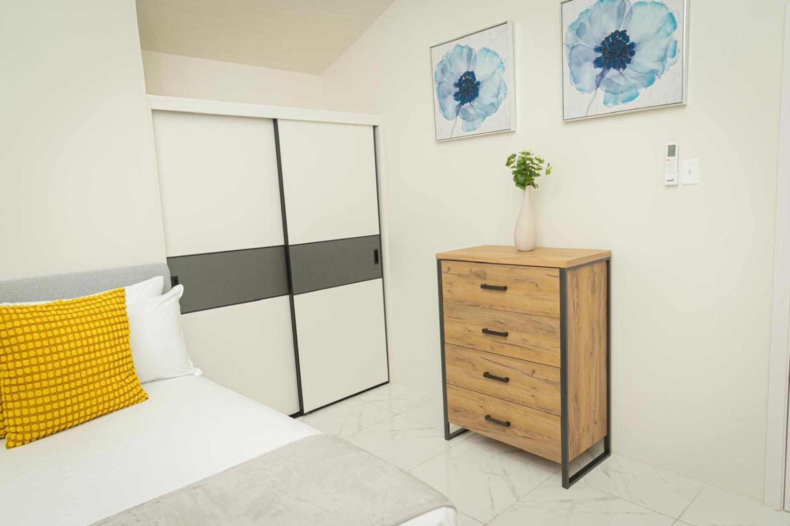 Phoenix Park Villas - Portmore - 10Mins To Beach エクステリア 写真
